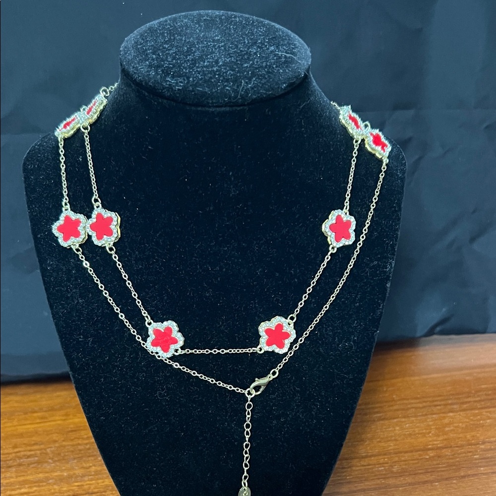 Chic Red and Gold Floral Necklace